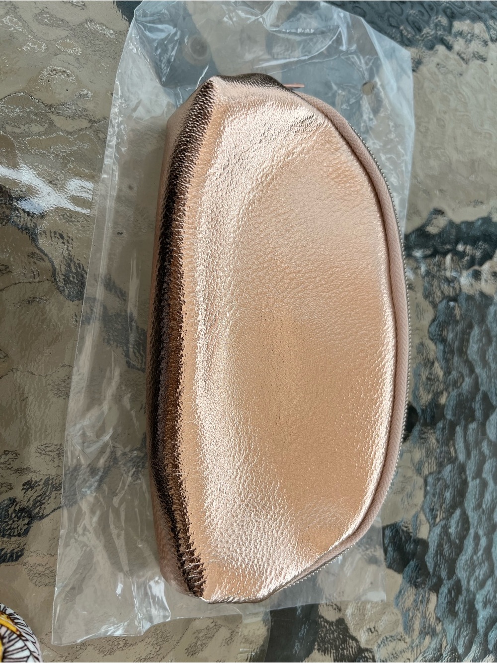 Flawless Metallic Rose Gold Women's Cosmetic Pouch New